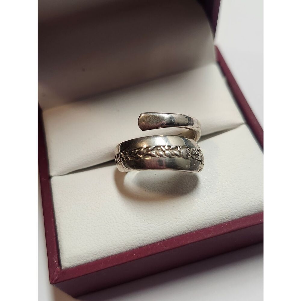 Towle Sterling Silver Floral Spoon Ring Sz 7.5